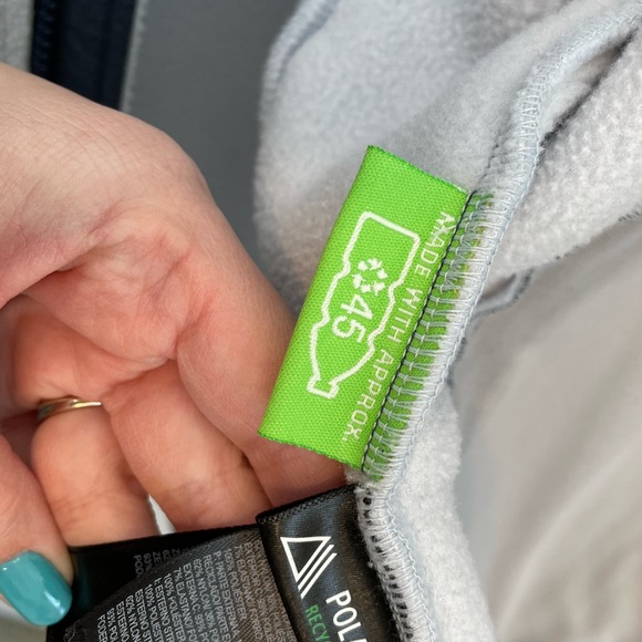 The North Face Polartec Fleece Zip Up Collared Jacket - Picture 12 of 15